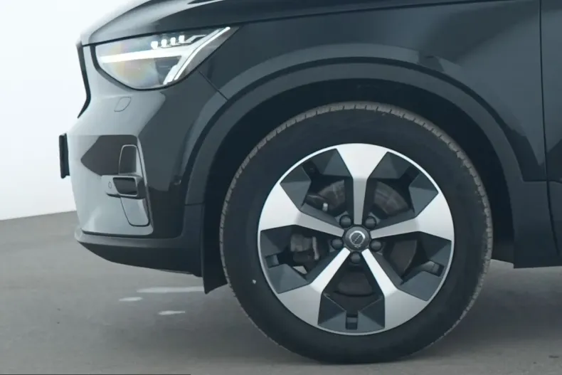 Volvo XC40 din 2023 cu 37.293 km - oferta VOL224643 - foto 14