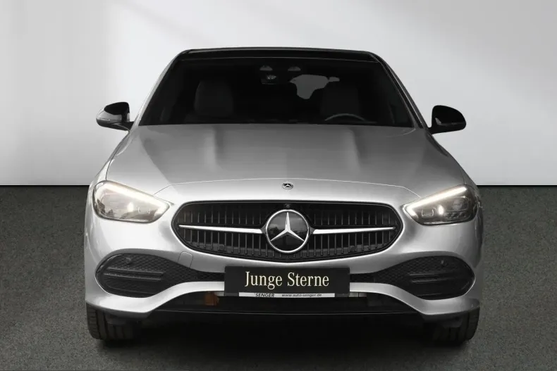 Mercedes-Benz C 300 (Clasa C) din 2022 cu 50.689 km - oferta MER224650 - foto 4
