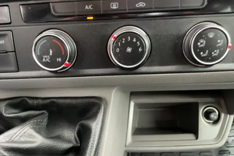 Volkswagen Crafter din 2022 cu 68.450 km - oferta VOL224651 - foto 14