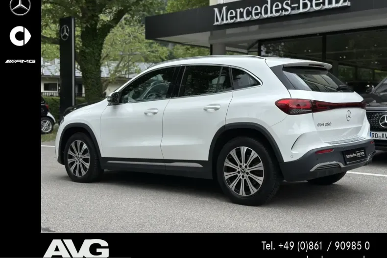 Mercedes-Benz EQA din 2023 cu 57.337 km - oferta MER224653 - foto 8