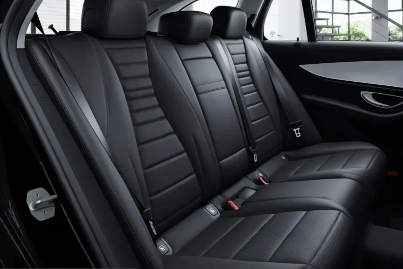 Mercedes-Benz E 300 (Clasa E) din 2023 cu 58.963 km - oferta MER224655 - foto 7