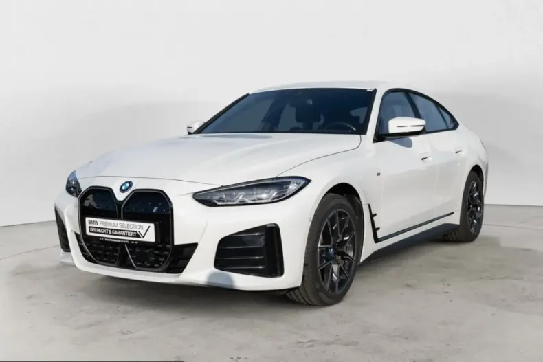 BMW i4 (Seria 4) din 2023 cu 65.131 km - oferta BMW224657 - foto 2