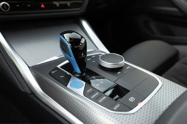 BMW i4 (Seria 4) din 2023 cu 65.131 km - oferta BMW224657 - foto 20