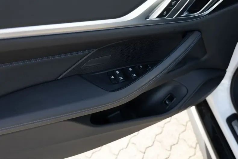 BMW i4 (Seria 4) din 2023 cu 65.131 km - oferta BMW224657 - foto 25