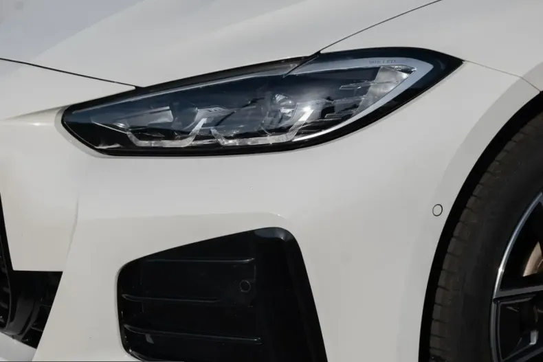 BMW i4 (Seria 4) din 2023 cu 65.131 km - oferta BMW224657 - foto 26