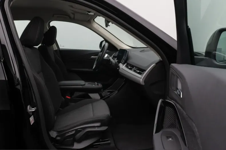 BMW iX1 (Seria X) din 2024 cu 23.307 km - oferta BMW224658 - foto 23