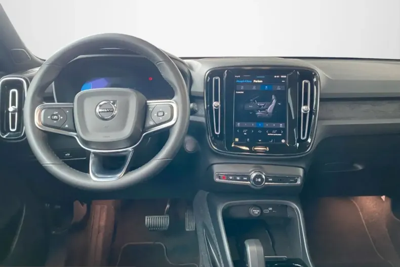 Volvo XC40 din 2022 cu 45.500 km - oferta VOL224659 - foto 9