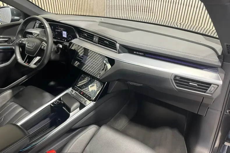 Audi e-tron din 2022 cu 66.490 km - oferta AUD224662 - foto 11
