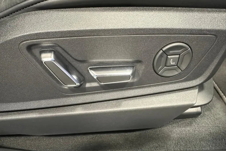 Audi e-tron din 2022 cu 66.490 km - oferta AUD224662 - foto 13