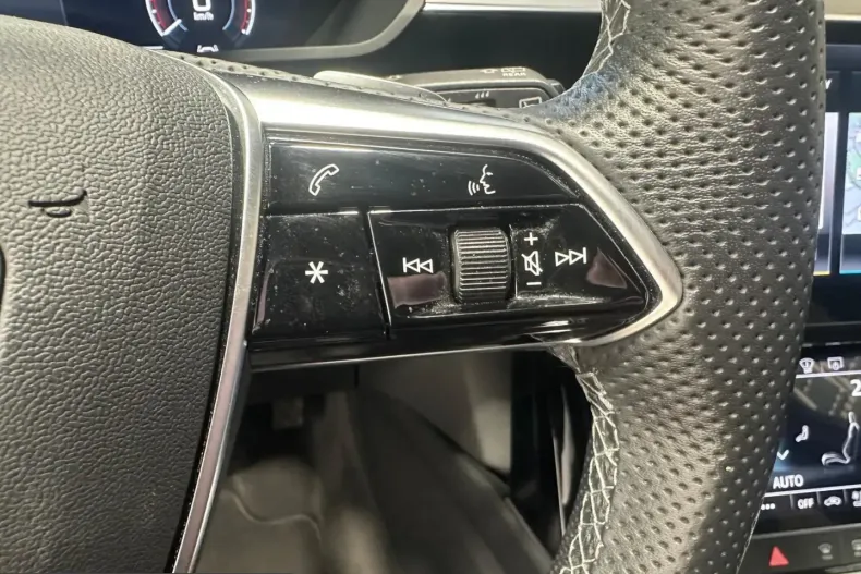 Audi e-tron din 2022 cu 66.490 km - oferta AUD224662 - foto 16