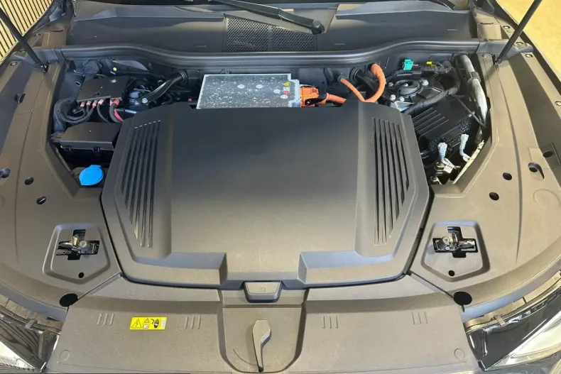 Audi e-tron din 2022 cu 66.490 km - oferta AUD224662 - foto 28