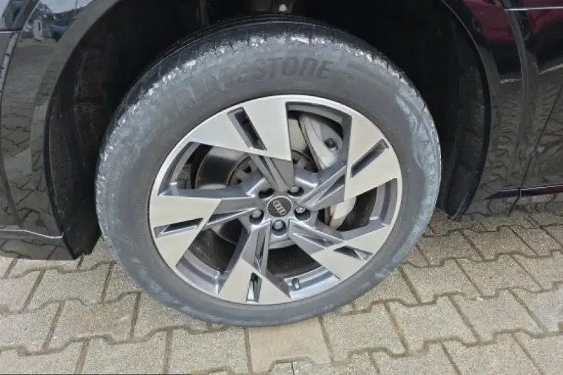 Audi e-tron din 2022 cu 71.593 km - oferta AUD224664 - foto 8