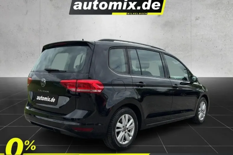 Volkswagen Touran din 2024 cu 56.392 km - oferta VOL224665 - foto 4