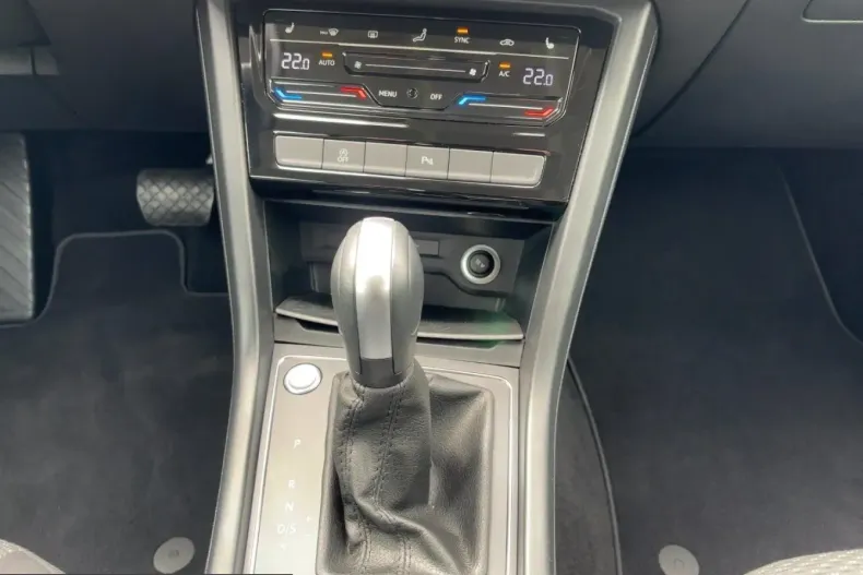 Volkswagen Touran din 2024 cu 56.392 km - oferta VOL224665 - foto 11