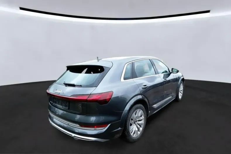 Audi e-tron din 2022 cu 30.500 km - oferta AUD224670 - foto 3