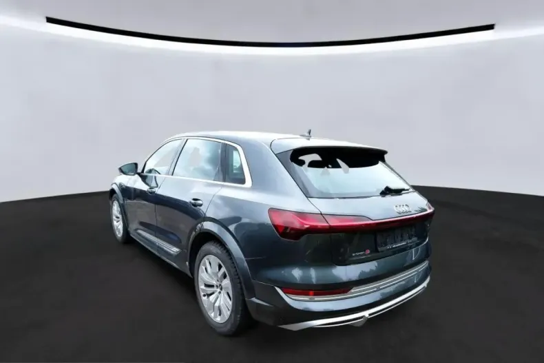 Audi e-tron din 2022 cu 30.500 km - oferta AUD224670 - foto 4