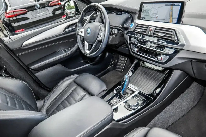 BMW iX3 (Seria X) din 2022 cu 37.451 km - oferta BMW224674 - foto 17