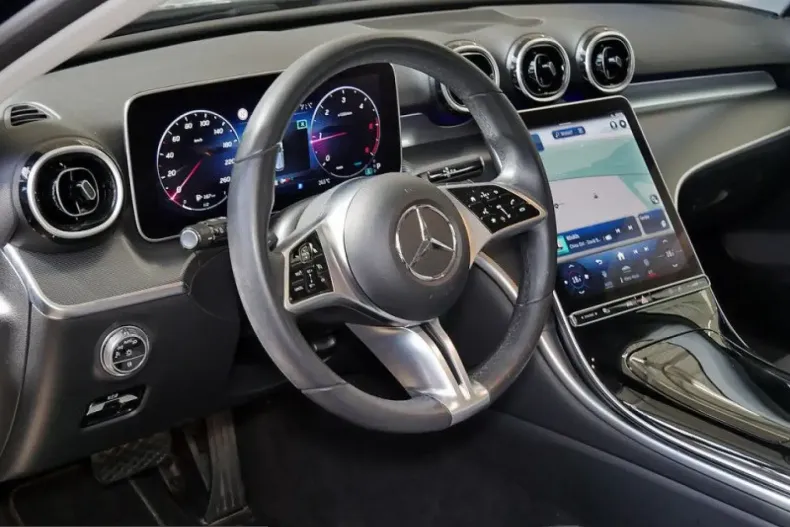 Mercedes-Benz C 300 (Clasa C) din 2023 cu 52.165 km - oferta MER224676 - foto 10