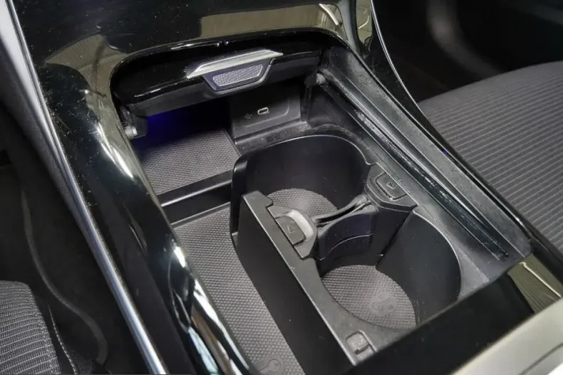 Mercedes-Benz C 300 (Clasa C) din 2023 cu 52.165 km - oferta MER224676 - foto 19
