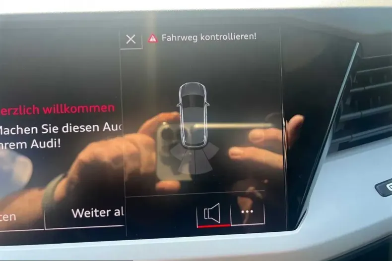 Audi Q4 e-tron din 2023 cu 62.075 km - oferta AUD224685 - foto 12