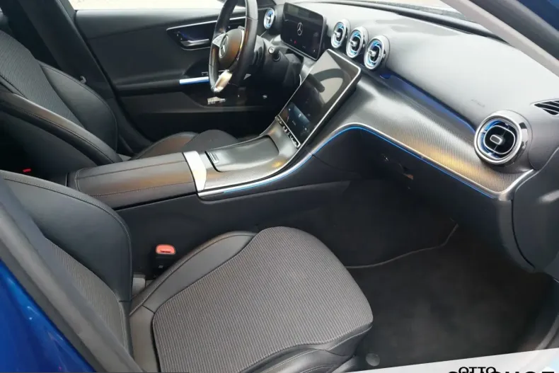 Mercedes-Benz C 300 (Clasa C) din 2022 cu 35.000 km - oferta MER224687 - foto 7