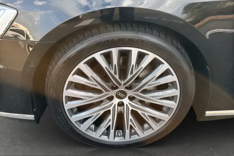 Audi A8 din 2022 cu 70.500 km - oferta AUD224688 - foto 12