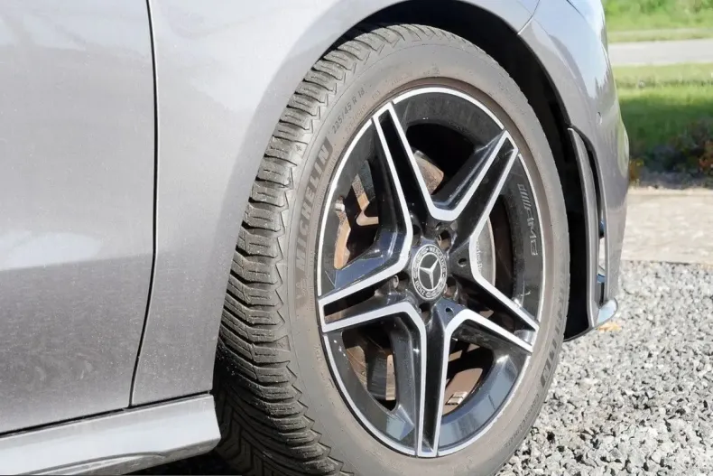 Mercedes-Benz CLA 250 (Clasa CLA) din 2022 cu 56.397 km - oferta MER224692 - foto 16