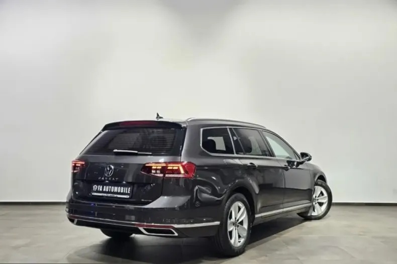 Volkswagen Passat din 2024 cu 41.770 km - oferta VOL224693 - foto 9