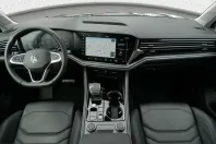 Volkswagen Touareg din 2025 cu 9.990 km - oferta VOL224701 - foto 5