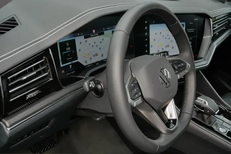 Volkswagen Touareg din 2025 cu 9.990 km - oferta VOL224701 - foto 20