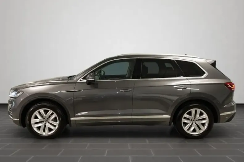 Volkswagen Touareg din 2022 cu 67.370 km - oferta VOL224704 - foto 8