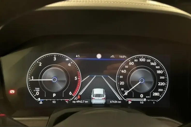 Volkswagen Touareg din 2022 cu 67.370 km - oferta VOL224704 - foto 11