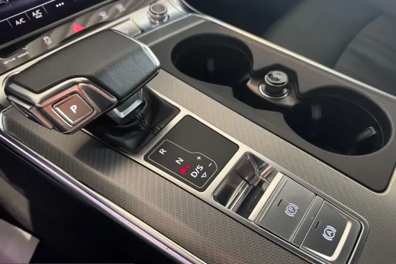 Audi A6 din 2022 cu 72.493 km - oferta AUD224706 - foto 22