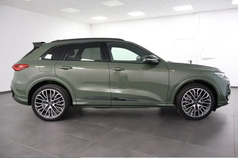 Audi Q5 din 2025 cu 12.881 km - oferta AUD224710 - foto 3