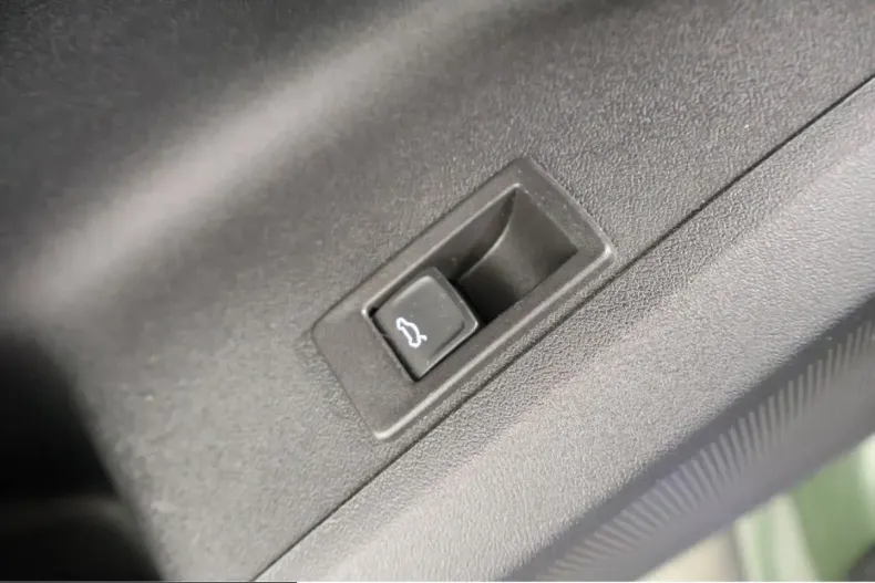 Audi Q5 din 2025 cu 12.881 km - oferta AUD224710 - foto 22