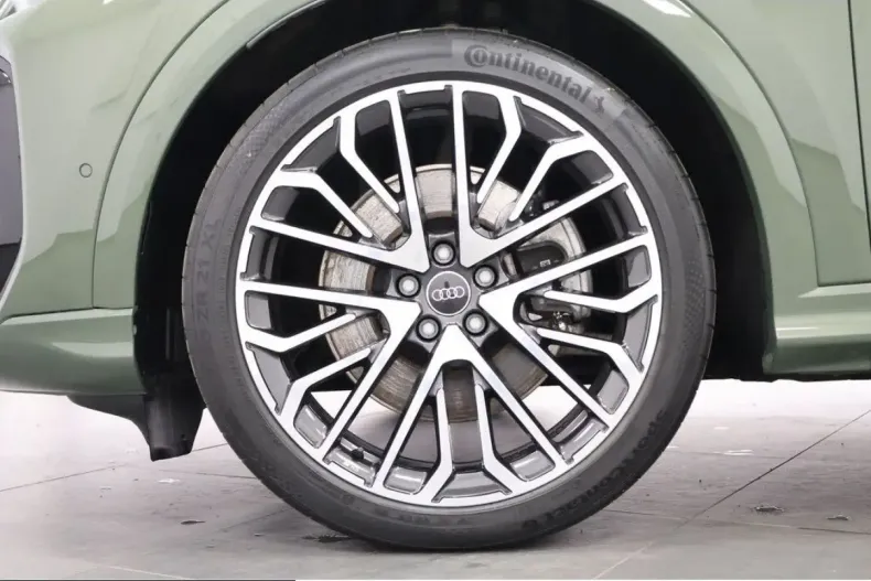 Audi Q5 din 2025 cu 12.881 km - oferta AUD224710 - foto 34