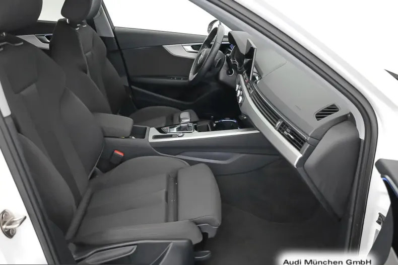 Audi A4 din 2022 cu 45.993 km - oferta AUD224712 - foto 13