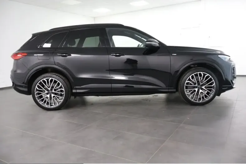 Audi Q5 din 2025 cu 22.831 km - oferta AUD224713 - foto 3
