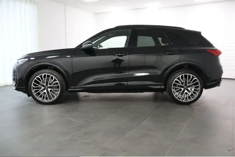 Audi Q5 din 2025 cu 22.831 km - oferta AUD224713 - foto 6