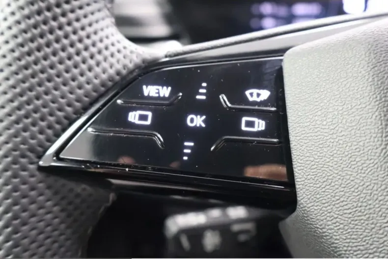 Audi Q5 din 2025 cu 22.831 km - oferta AUD224713 - foto 18