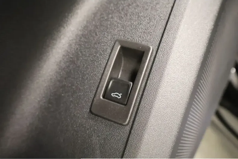 Audi Q5 din 2025 cu 22.831 km - oferta AUD224713 - foto 23