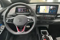 Volkswagen ID.4 din 2022 cu 62.555 km - oferta VOL224714 - foto 12