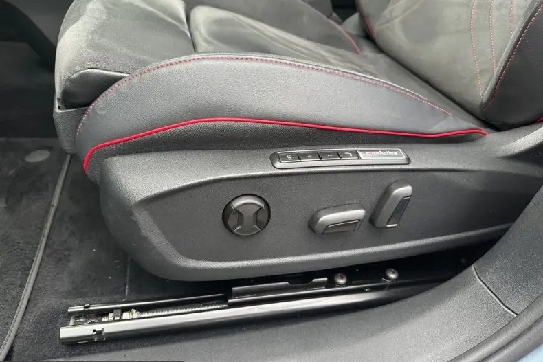 Volkswagen ID.4 din 2022 cu 62.555 km - oferta VOL224714 - foto 23
