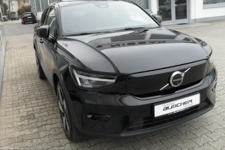 Volvo C40 din 2023 cu 65.994 km - oferta VOL224717 - foto 4