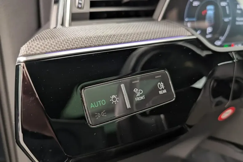 Audi e-tron din 2022 cu 74.420 km - oferta AUD224721 - foto 24