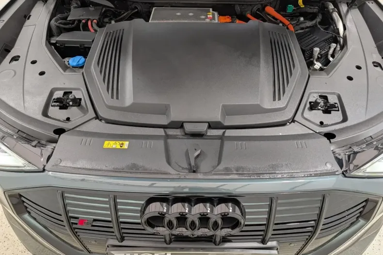 Audi e-tron din 2022 cu 74.420 km - oferta AUD224721 - foto 40