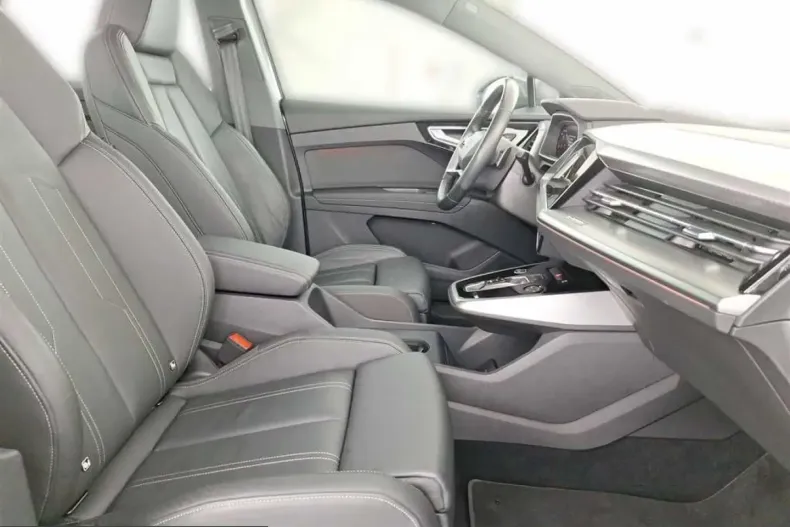 Audi Q4 e-tron din 2024 cu 59.731 km - oferta AUD224726 - foto 19