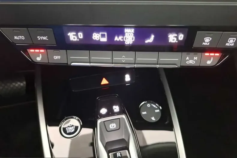 Audi Q4 e-tron din 2024 cu 59.731 km - oferta AUD224726 - foto 28