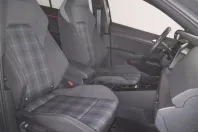 Volkswagen Golf din 2024 cu 39.434 km - oferta VOL224727 - foto 10