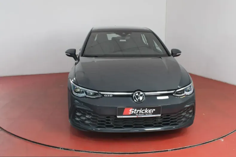 Volkswagen Golf din 2024 cu 39.434 km - oferta VOL224727 - foto 17